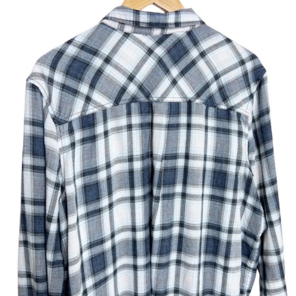 Calvin Klein Plaid Long Sleeve Button Down Classic Blue Grey Oversized Flannel - Picture 13 of 16